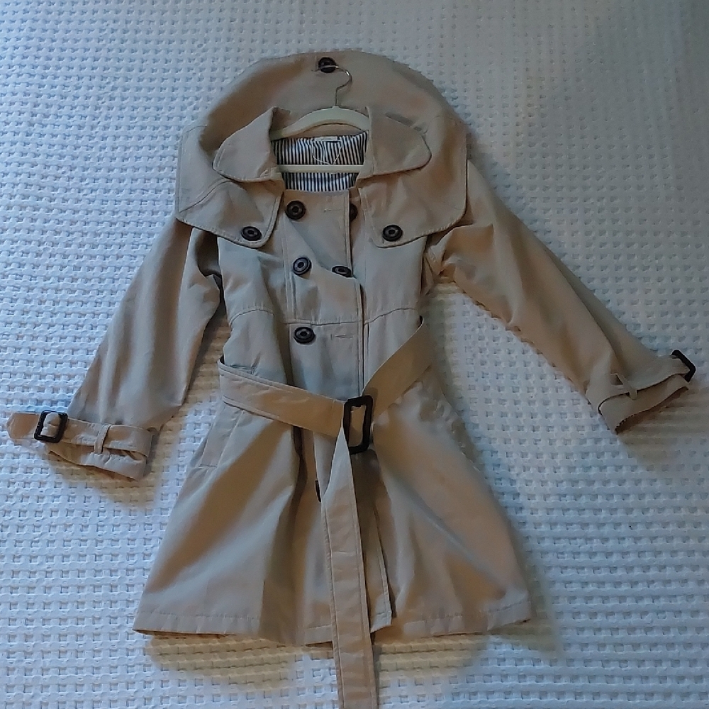 Classic Beige Kids Trenchcoat